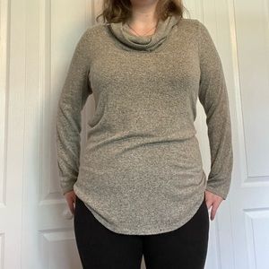 Grey shirt with loose collar, great for Fall and Winter outfits!